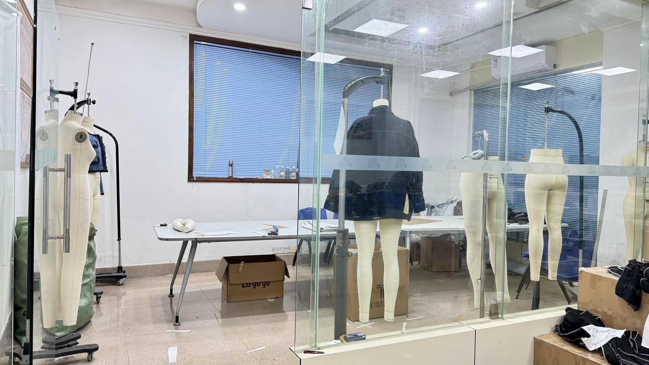 Guangdong Shunde Leka Clothing Design Co., Ltd कारखाना उत्पादन लाइन